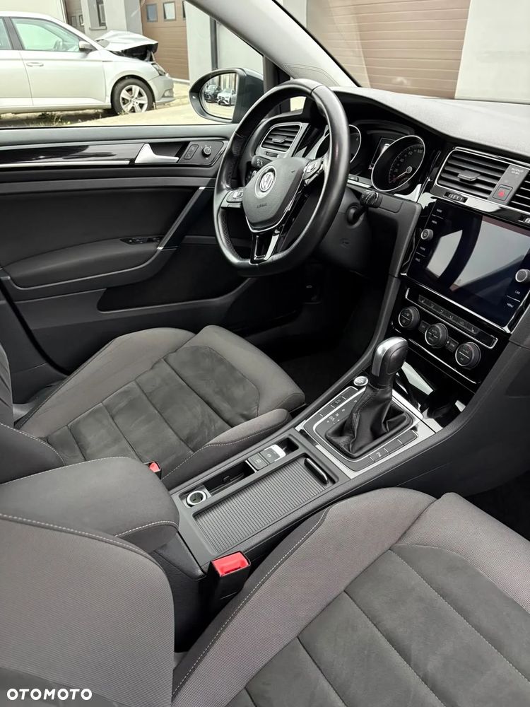 Volkswagen Golf 1.5 TSI BMT Evo Highline DSG - 28