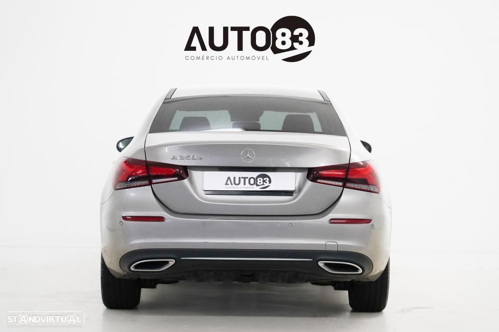 Mercedes-Benz A 250 Limousine e Style Plus - 4