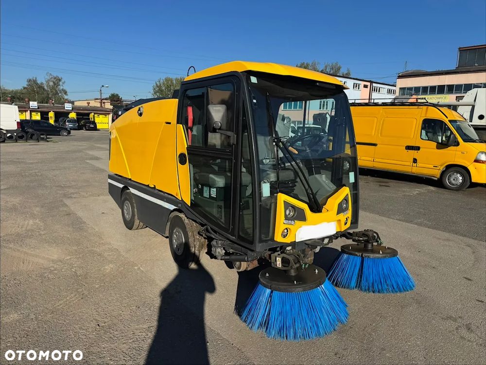Inny BUCHER C202 - 1