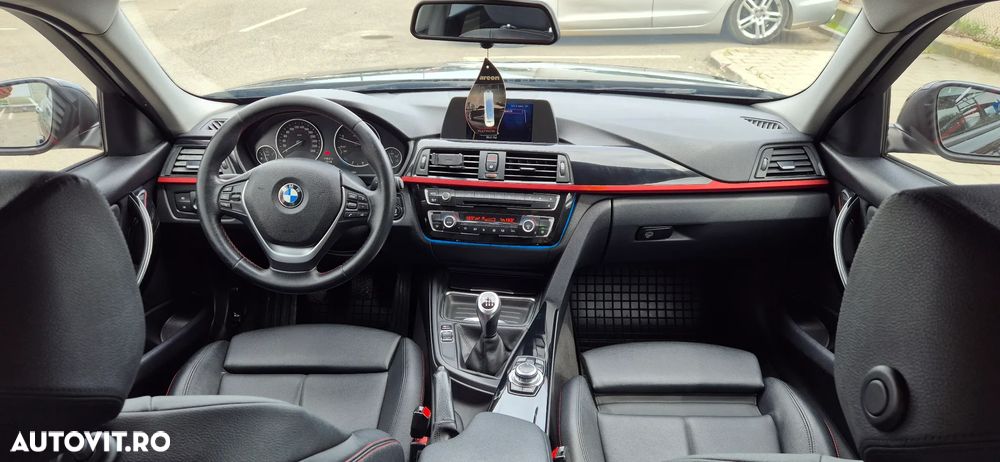 BMW Seria 3 320d - 13