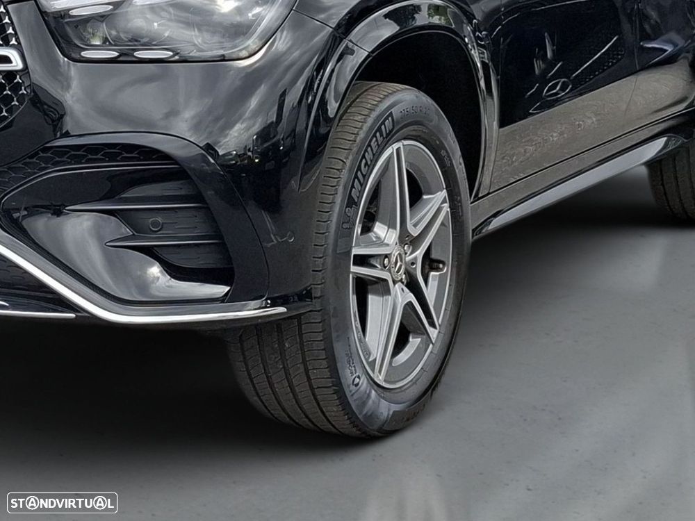 Mercedes-Benz GLE 300 d 4Matic — fotografia 4