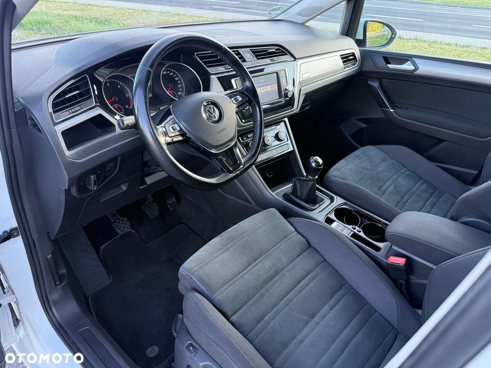 Volkswagen Touran 1.6 TDI SCR (BlueMotion Technology) Comfortline - 5