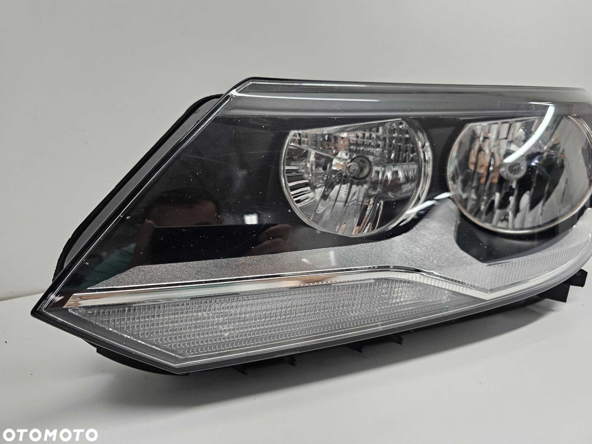 VW TIGUAN 1 I LIFT 5N0 lampa lewa przednia przód H7 - 2