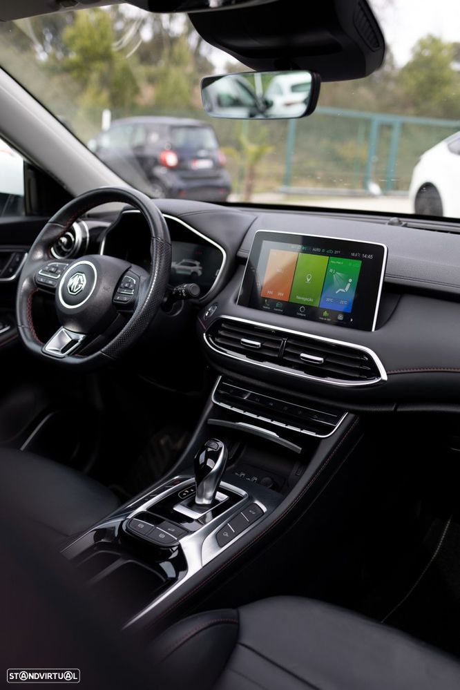 MG EHS 1.5 T-GDI Plug-in Hybrid Luxury - 43