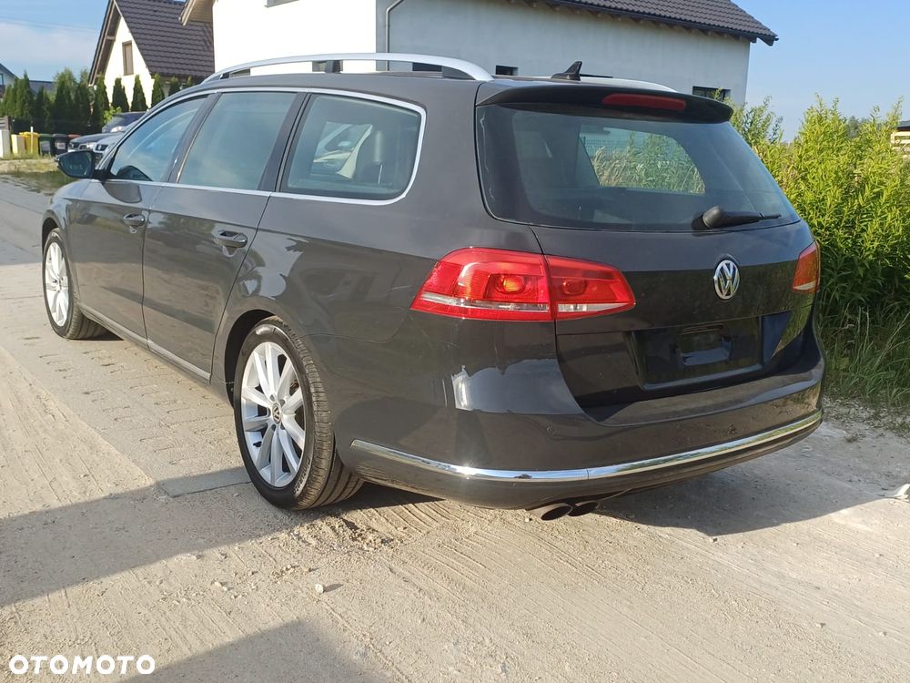Volkswagen Passat 2.0 TDI DSG Highline - 4