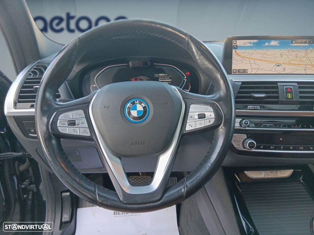 BMW iX3 Impressive - 13