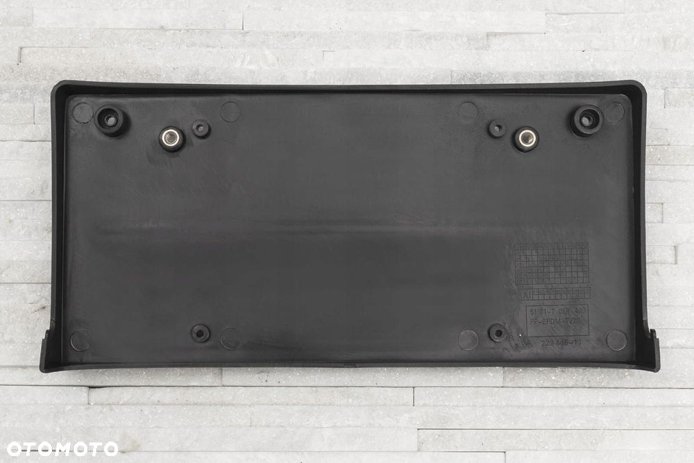 bmw e91 listwa pod tablicę rejestracyjną 7058449 - 5