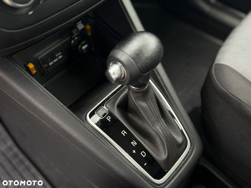 Kia Venga - 23