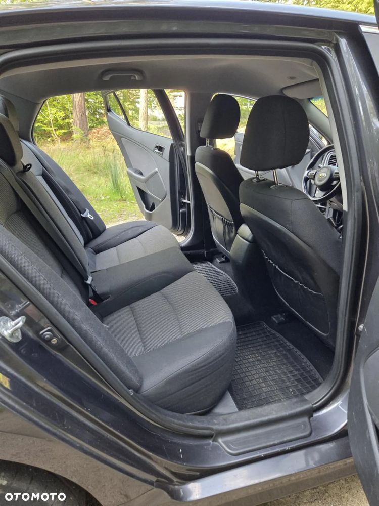 Kia Optima - 18