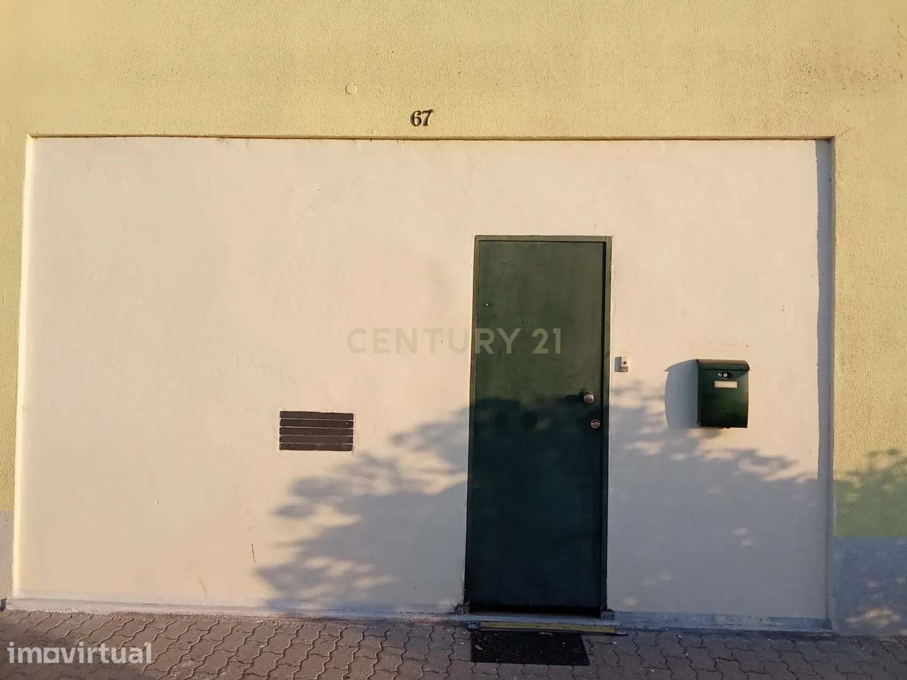 Loja com possibilidade de transformar em habitação ao abrigo do simple - Grande imagem: 5/9