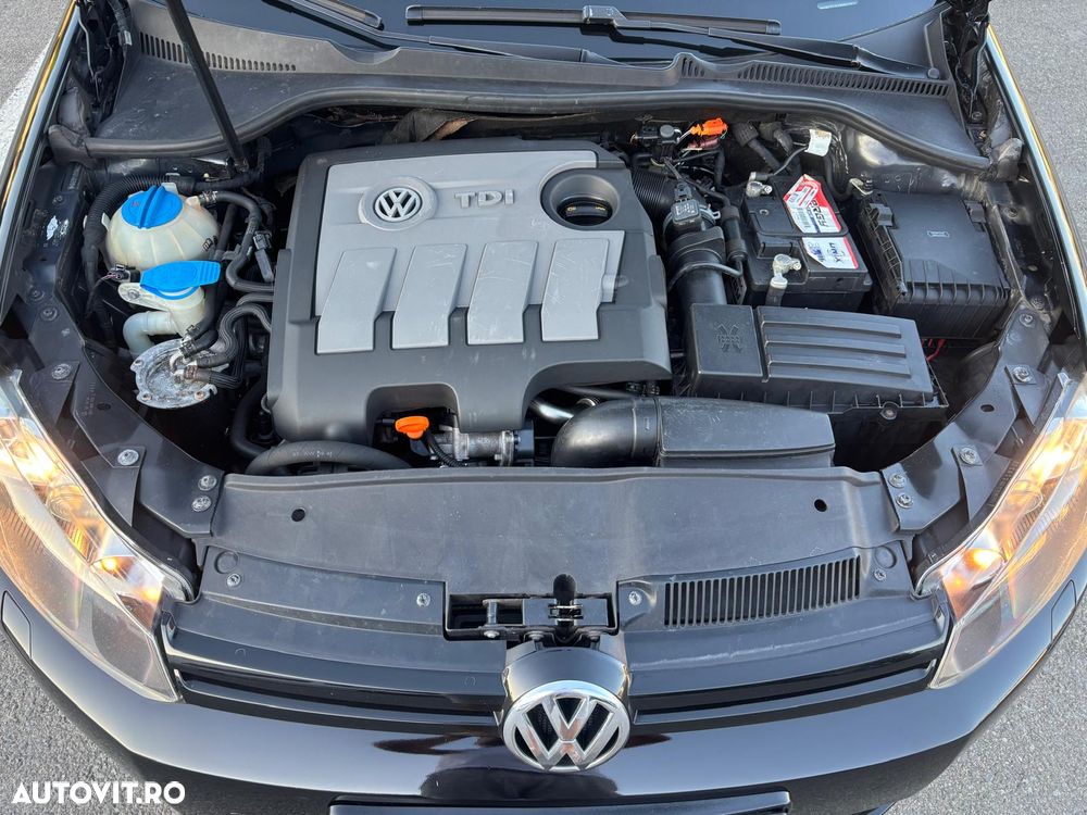 Volkswagen Golf 1.6 TDI DPF Comfortline - 9