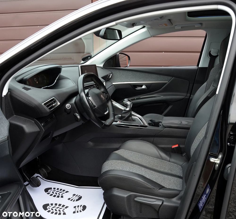 Peugeot 3008 1.5 BlueHDi Allure S&S - 6