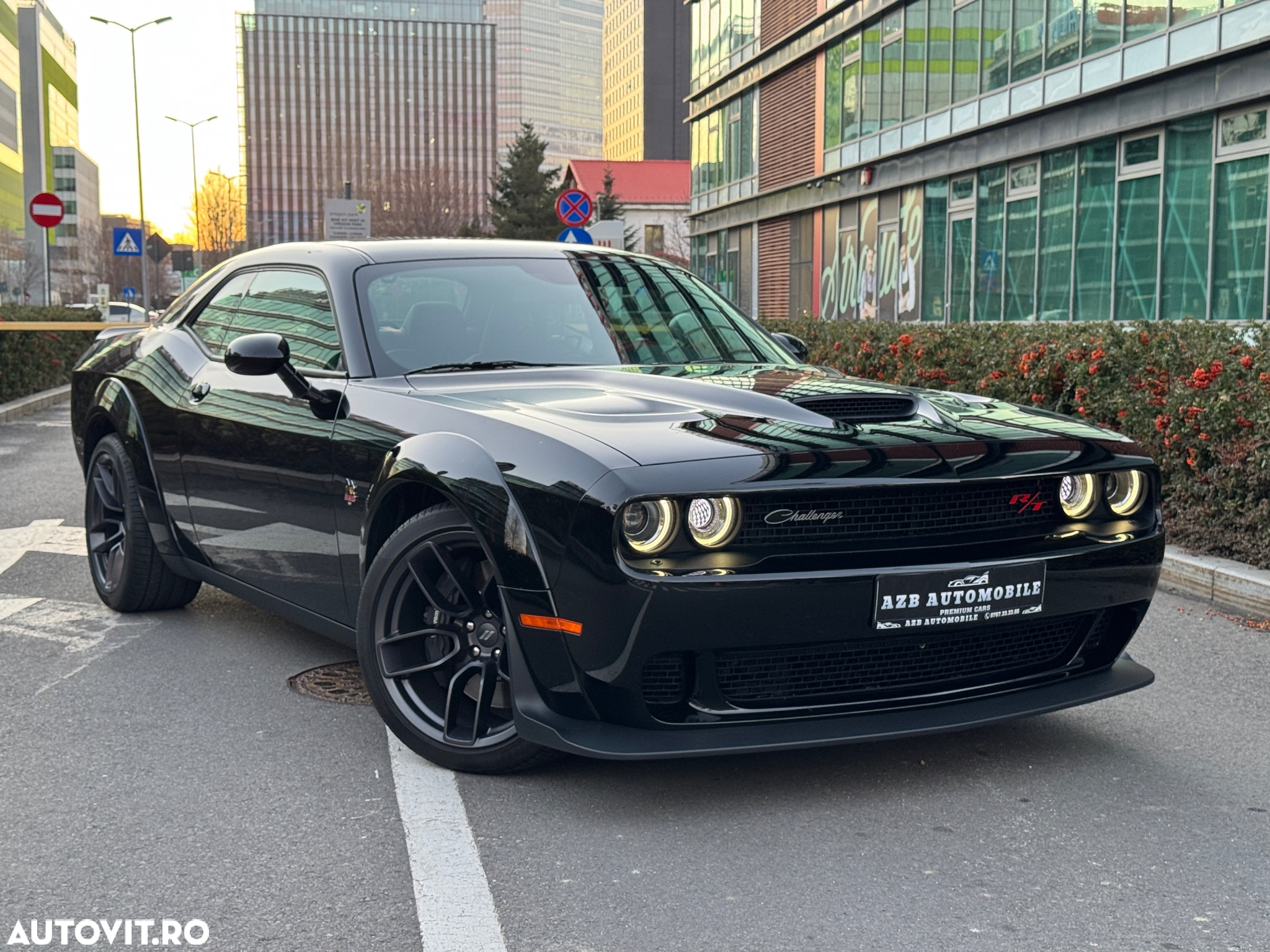 Dodge Challenger - 3