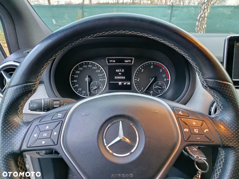 Mercedes-Benz Klasa B 180 CDI (BlueEFFICIENCY) - 10