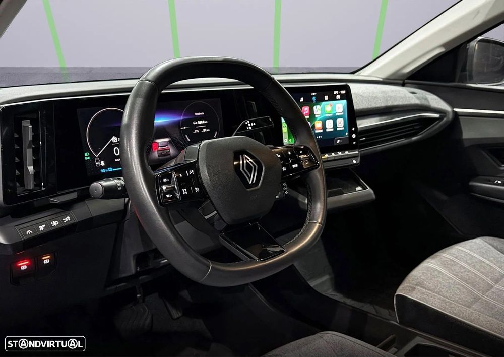 Renault Mégane E-Tech - 7