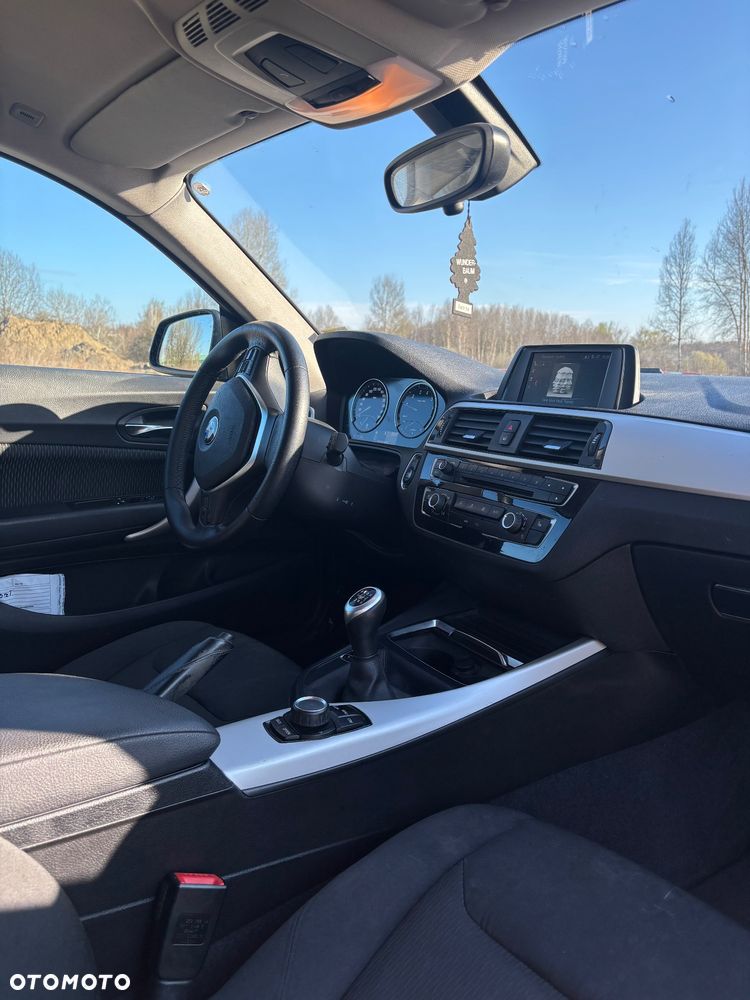 BMW Seria 1 118i - 12