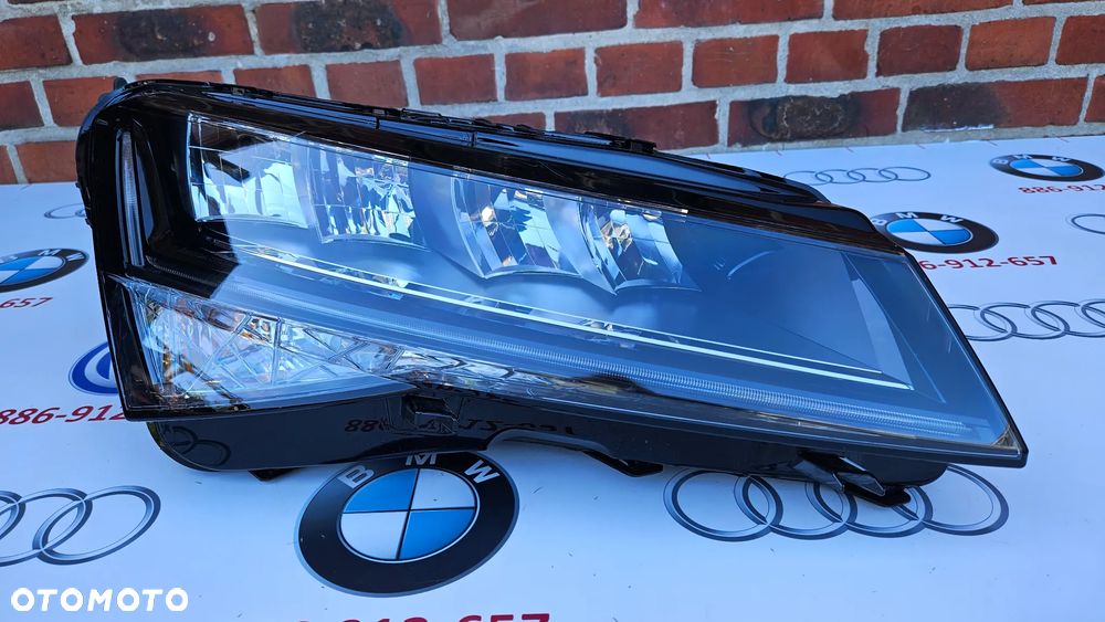 Reflektor Prawy Lampa Prawa 3V1941016C Skoda Superb III 3 LIFT 2019- Crystal Lighting FULL LED ***NOWY - 2