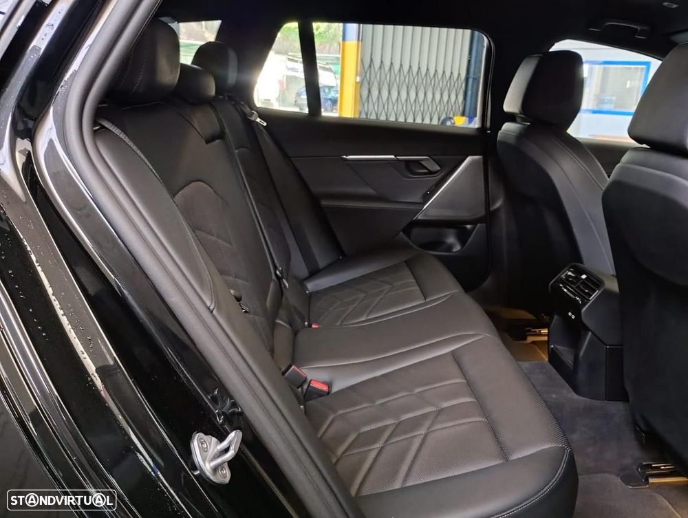 BMW 530 e Pack Desportivo M - 18