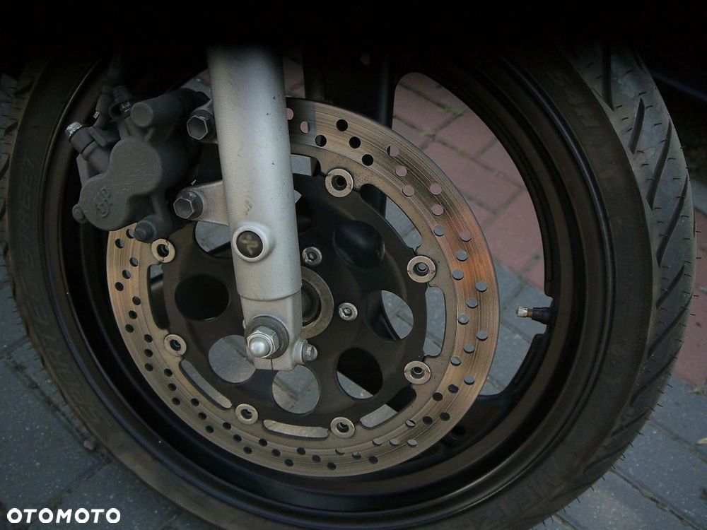 Suzuki GS - 16
