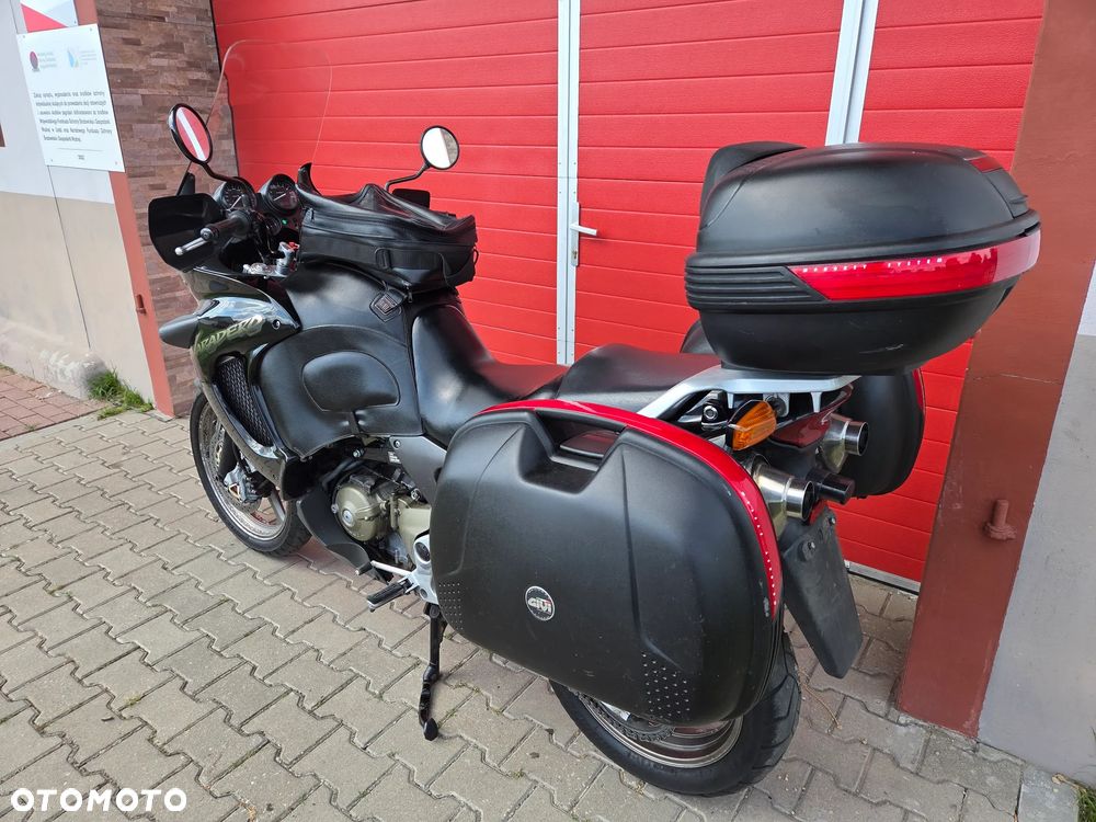 Honda XL - 6