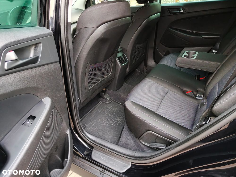 Hyundai Tucson 1.6 GDi 2WD Select - 10