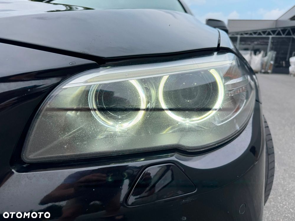BMW Seria 5 520d xDrive Luxury Line - 17