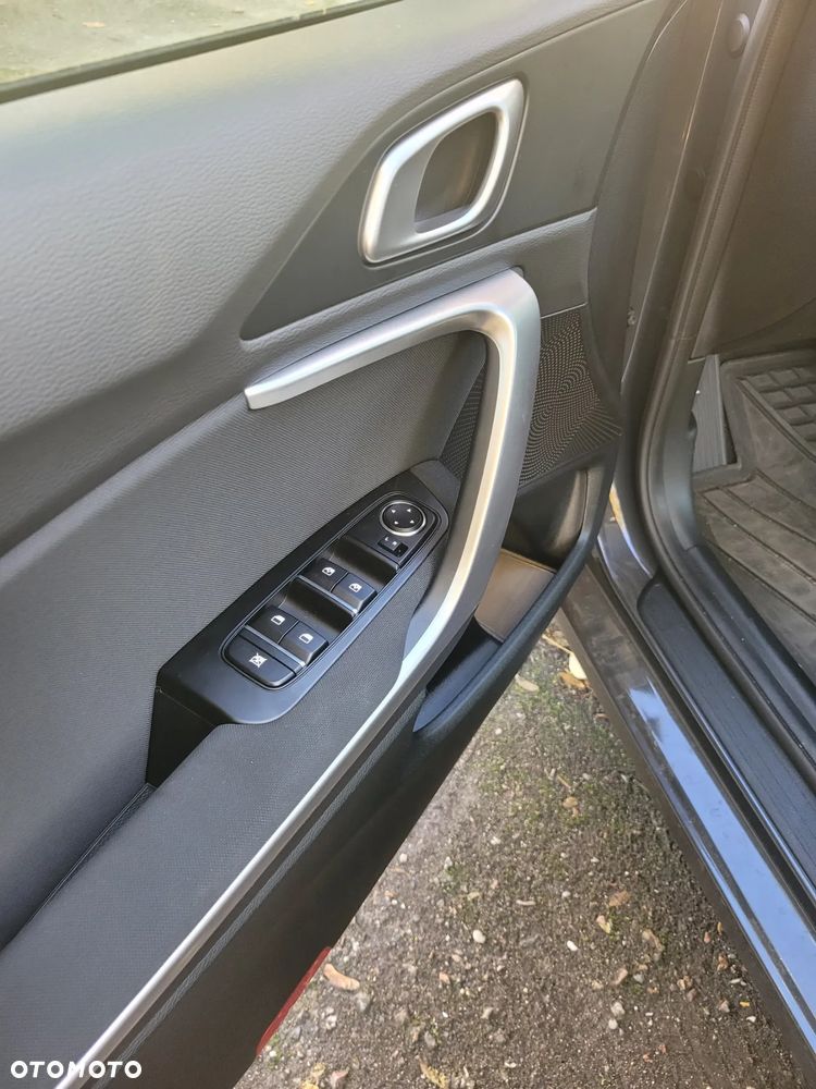 Kia Ceed 1.5 T-GDI M DCT - 5