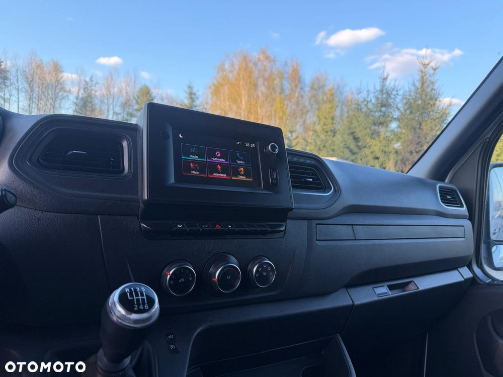 Renault Master - 18