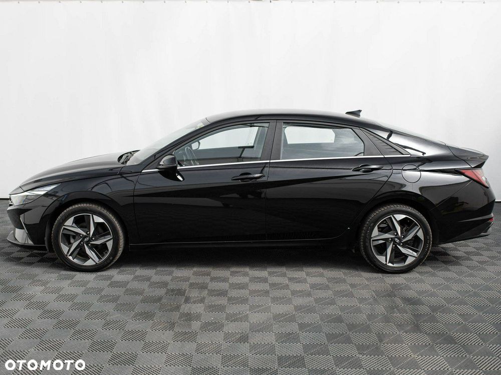 Hyundai Elantra 1.6 Executive CVT - 10