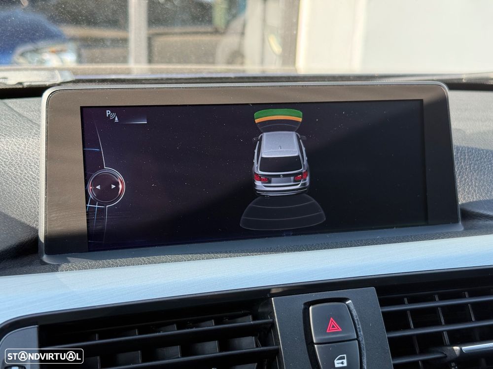 BMW 320 d Touring Pack M - 21