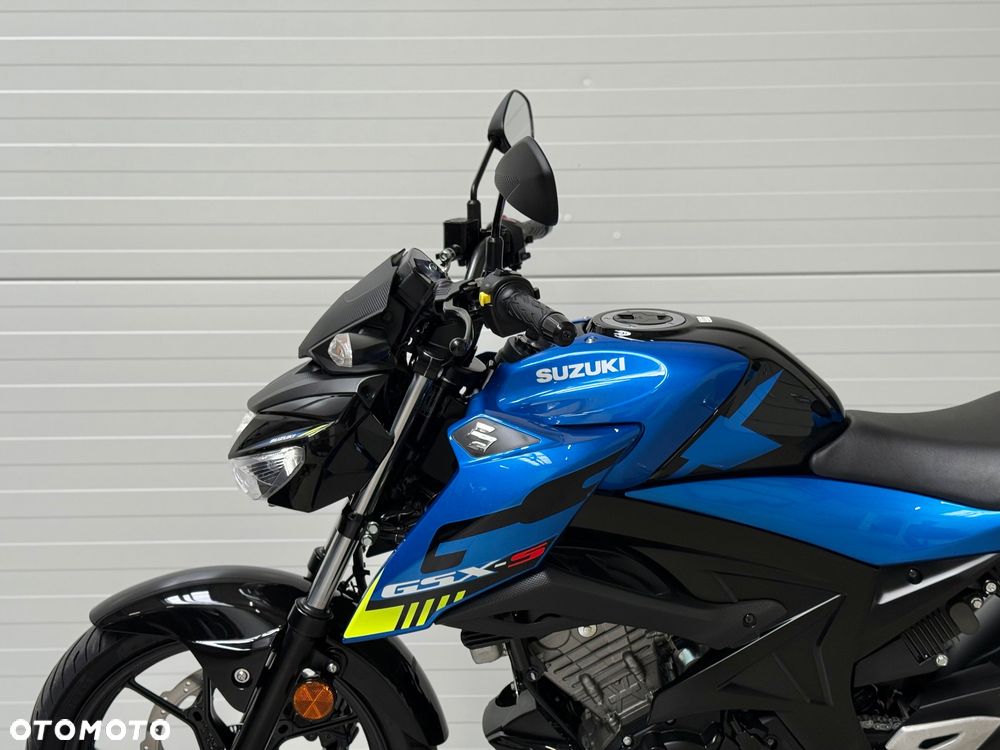 Suzuki GSX - 25