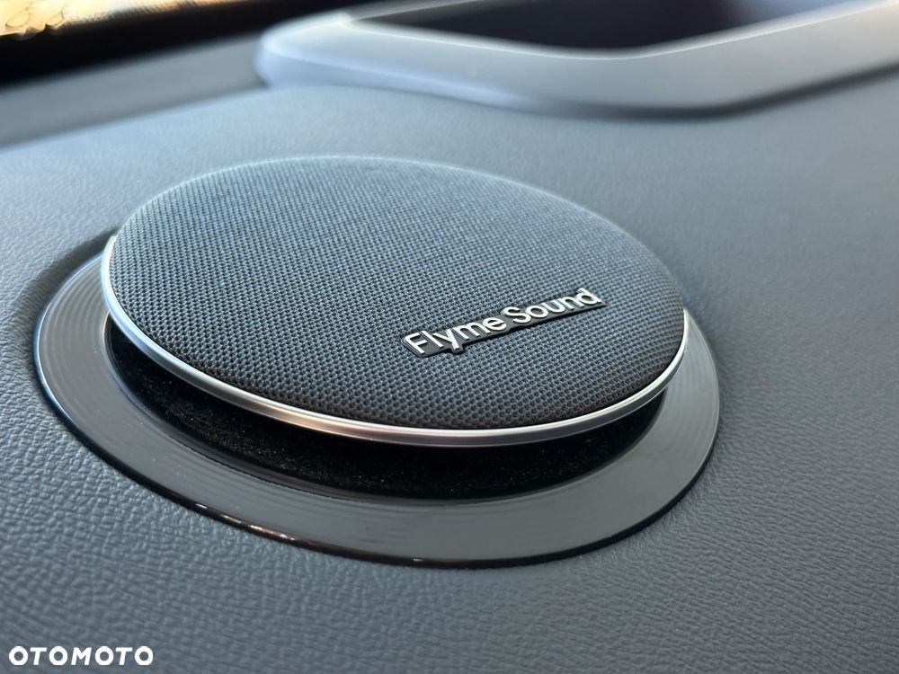 Geely Starray EM-i 1.5 PHEV Max - 23