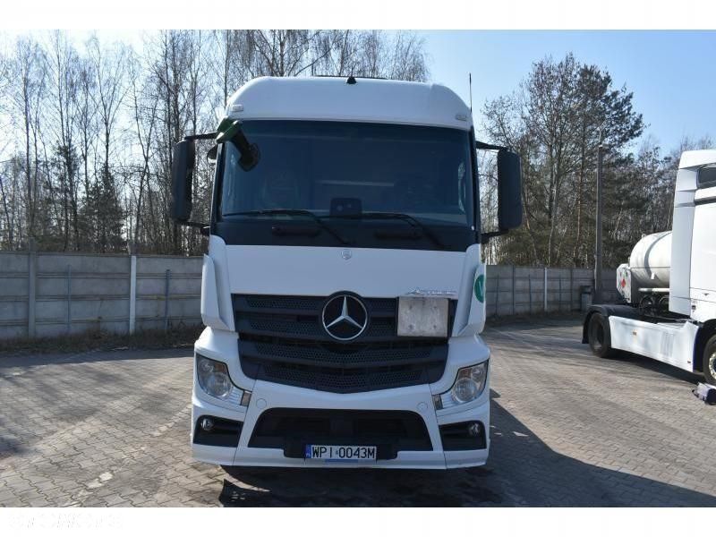 Mercedes-Benz Actros - 6
