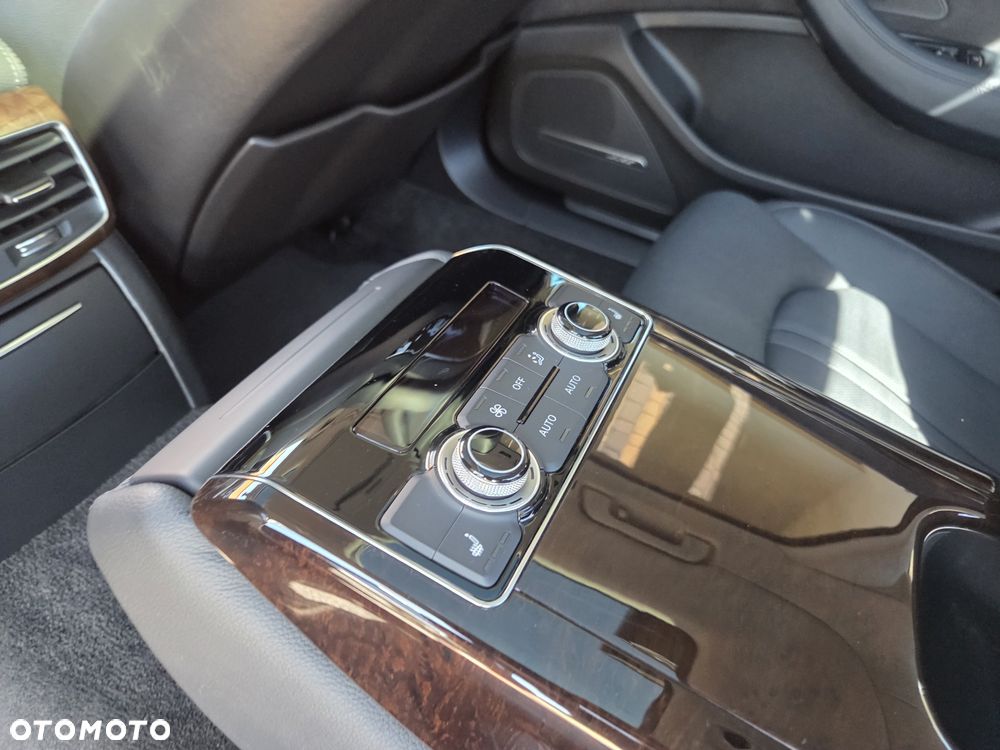 Audi A8 3.0 TFSI Quattro tiptronic - 33