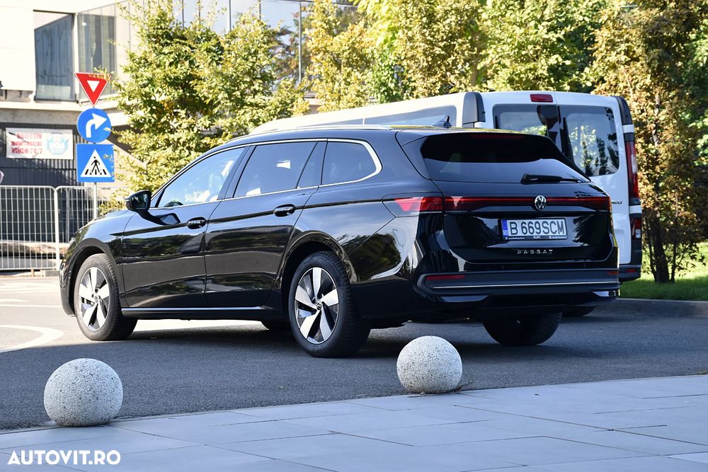 VOLKSWAGEN Passat 2025 — imagine 2