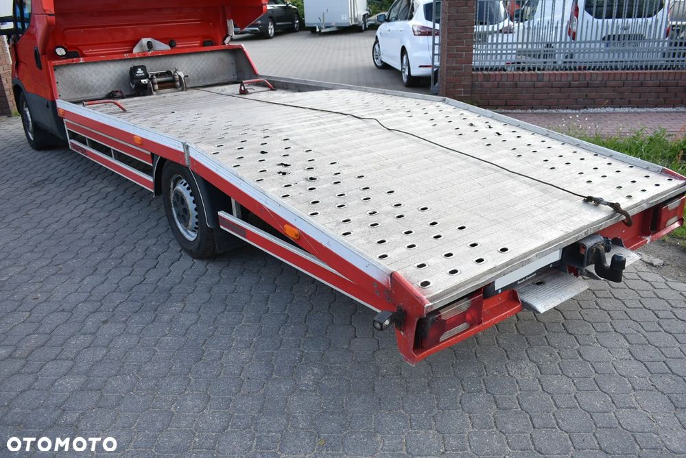 Iveco Daily 3,0 Auto Laweta Najazd Pomoc Drogowa - 9