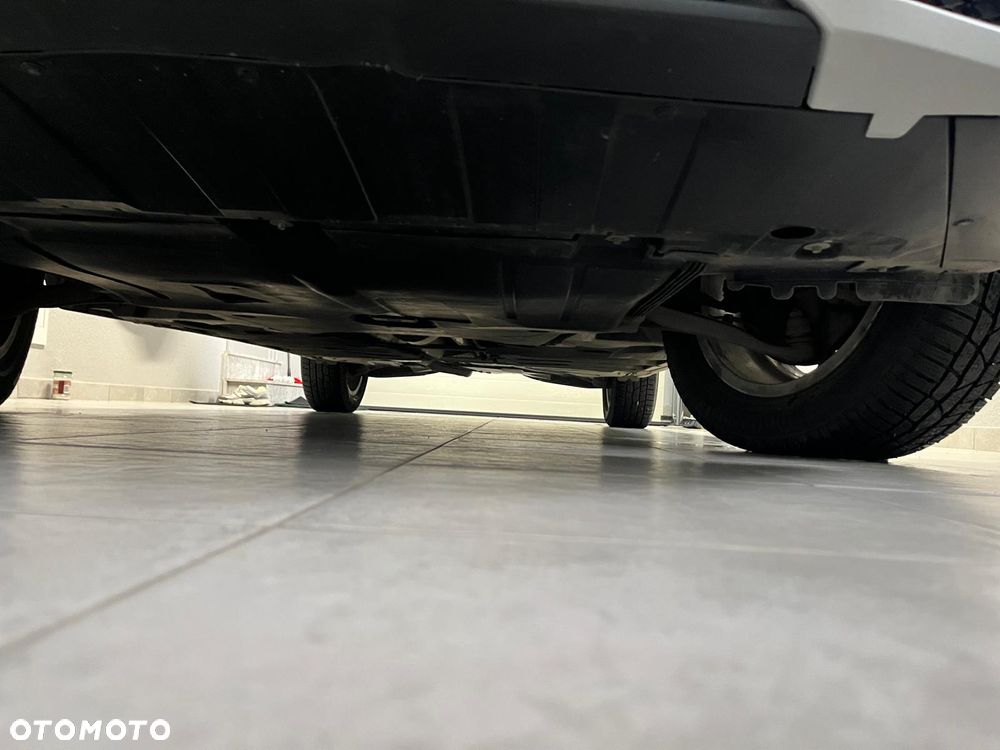 Mercedes-Benz GLA 180 7G-DCT Style - 17