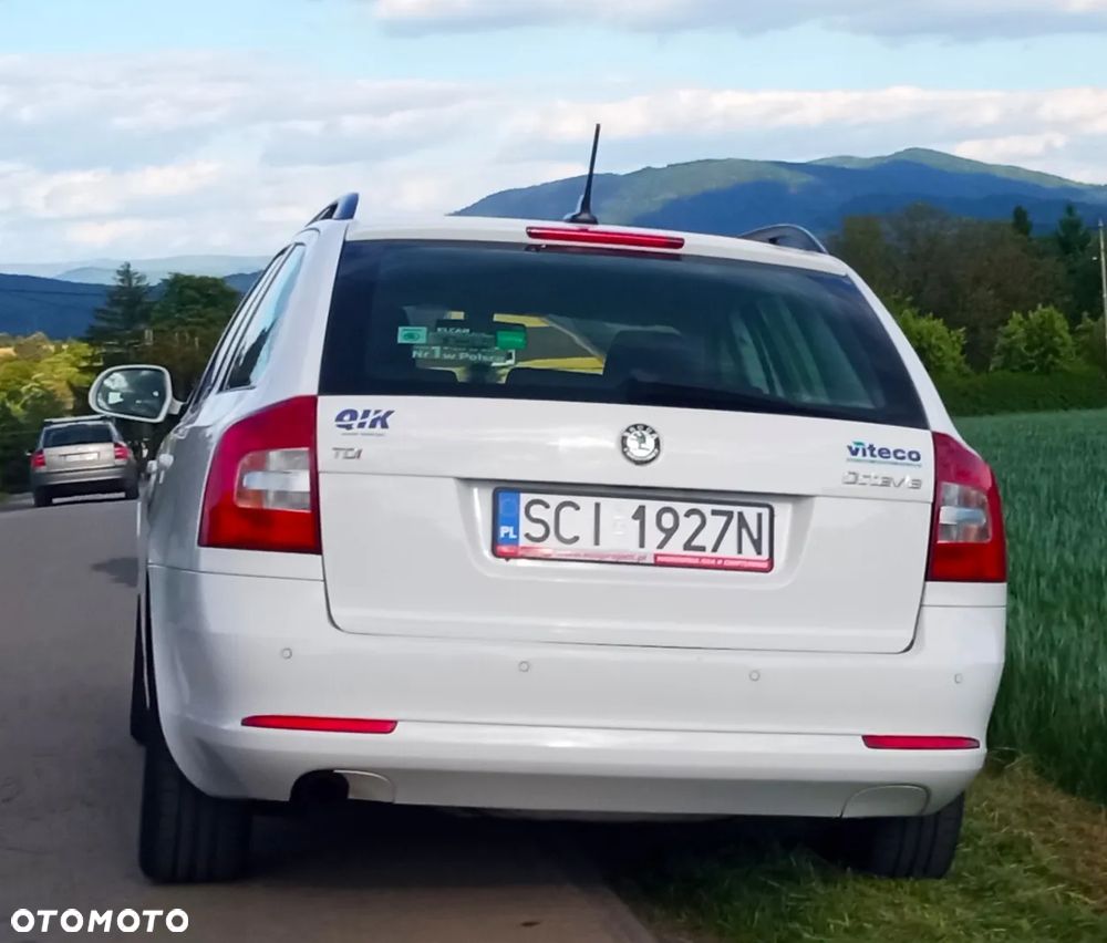 Skoda Octavia 2.0 TDI DPF Ambiente - 4