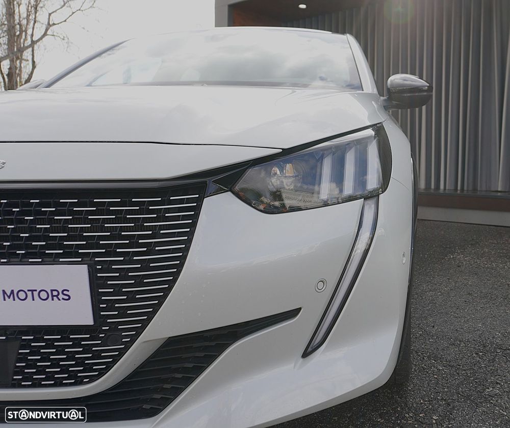 Peugeot e-208 50 kWh GT Pack - 5
