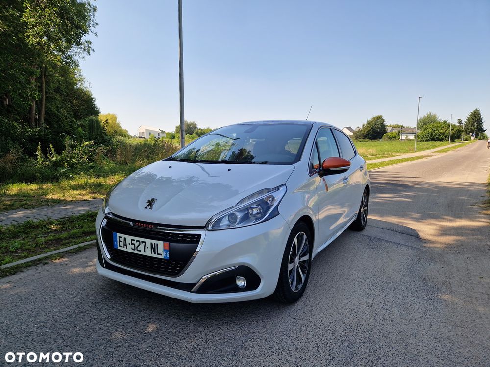 Peugeot 208 - 3