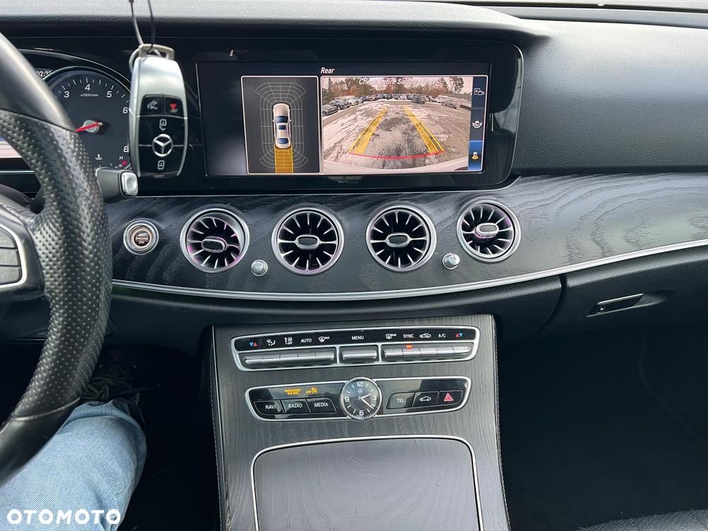 Mercedes-Benz Klasa E - 8