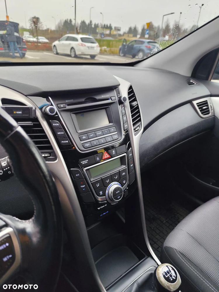 Hyundai i30 1.6 CRDi Trend - 9