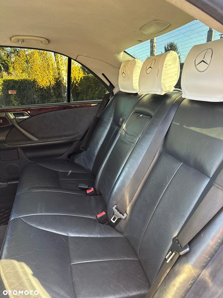 Mercedes-Benz Klasa E 220 CDI Elegance - 15