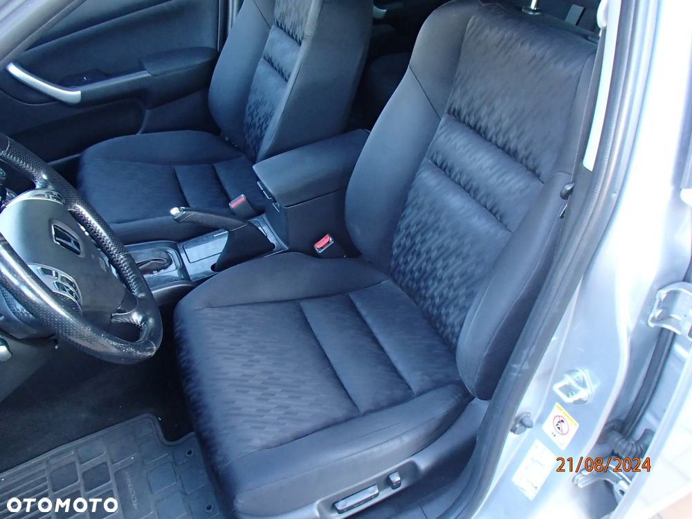 Honda Accord Tourer 2.4 i Automatik Executive - 17