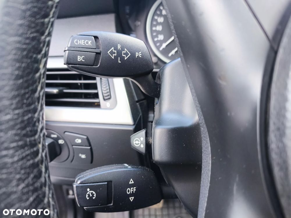 BMW Seria 5 520d - 11