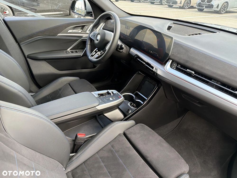 BMW X2 - 18