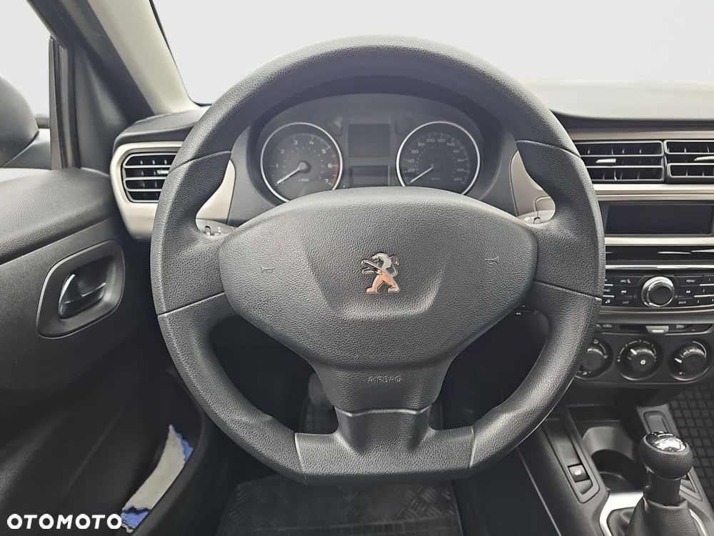 Peugeot 301 - 17