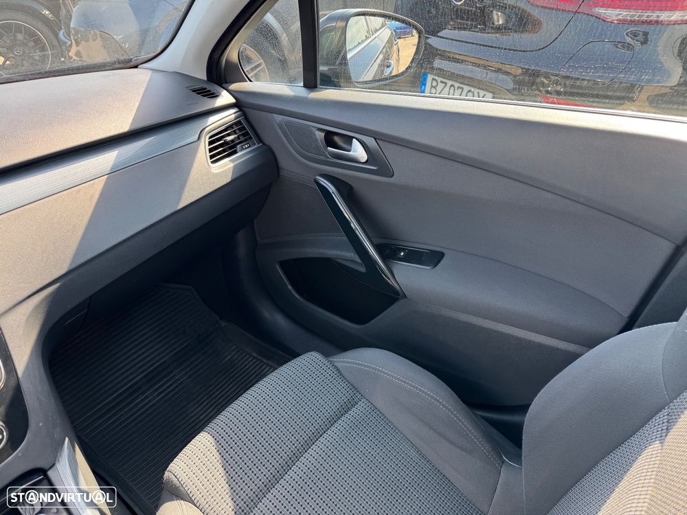 Peugeot 508 SW BlueHDi 120 EAT6 Stop&Start Allure - 13