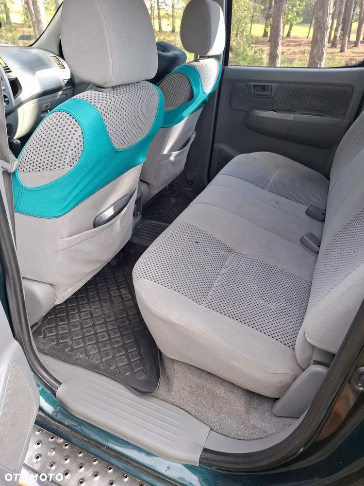Toyota Hilux - 8