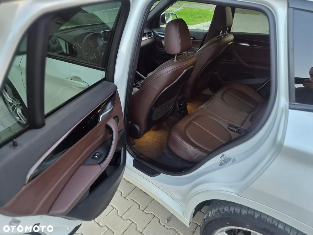 BMW X1 xDrive25i M Sport - 26